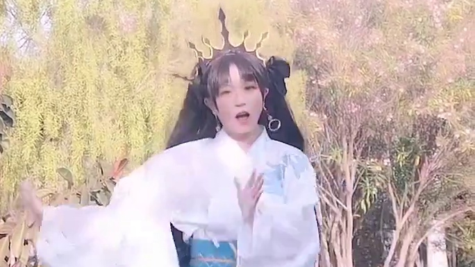 神的随波逐流 #热爱舞蹈热爱生活 #cosplαy #二次元频道