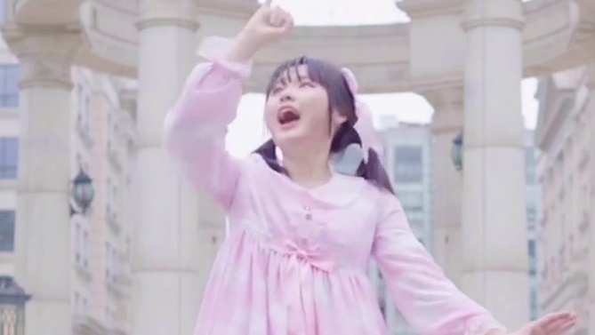 长大了就要去看向更远的世界#舞法天女之绚彩归来 #洛丽塔 #二次元