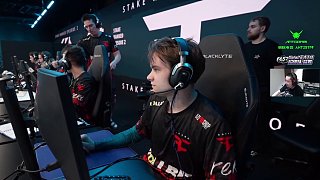 FAZE選手FROZEN賽場(chǎng)完成三殺