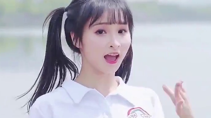 
超人气宅舞UP主：晓丹小仙女儿
喜欢的小伙伴就点击我的主页下载AcFun
关注“晓丹小仙女儿”小姐