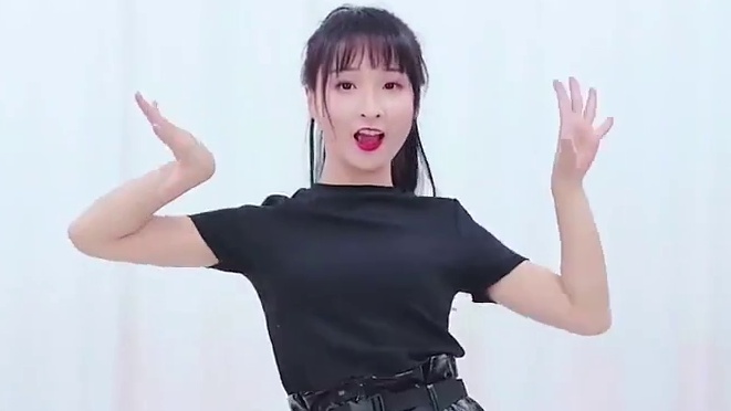 
超人气宅舞UP主：晓丹小仙女儿
喜欢的小伙伴就点击我的主页下载AcFun
关注“晓丹小仙女儿”小姐