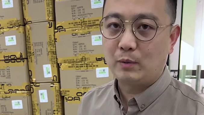 跟小米卖99的一模一样，搞一个 #车载快充  #猫哥评测 