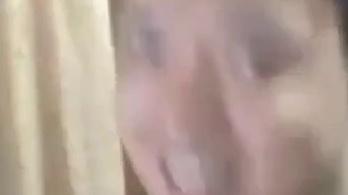 这白子确实玩得起，但也真有点恶心，自己跳着跳着上态度了