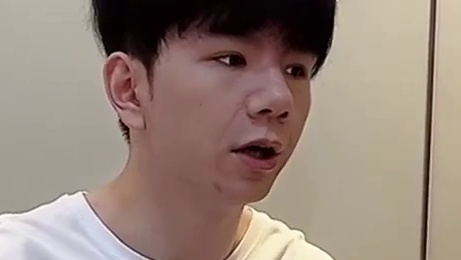 集美们！这玩意看人真准！他墓前一切凉好…赶紧给你对象试逝～ #情侣 #反转 #天生我有戏