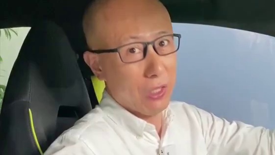 除了成败，坚持和奋斗同样有意义