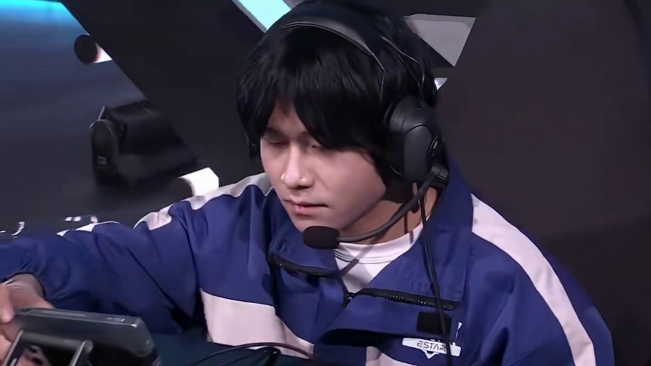 【2026S联赛春季赛决赛赛段】第二周第三日第一场个人solo赛
RSG vs eStar
第十局：