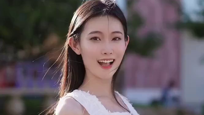 独来独往，也很快乐。#孤独颂歌 #唱歌 #翻唱