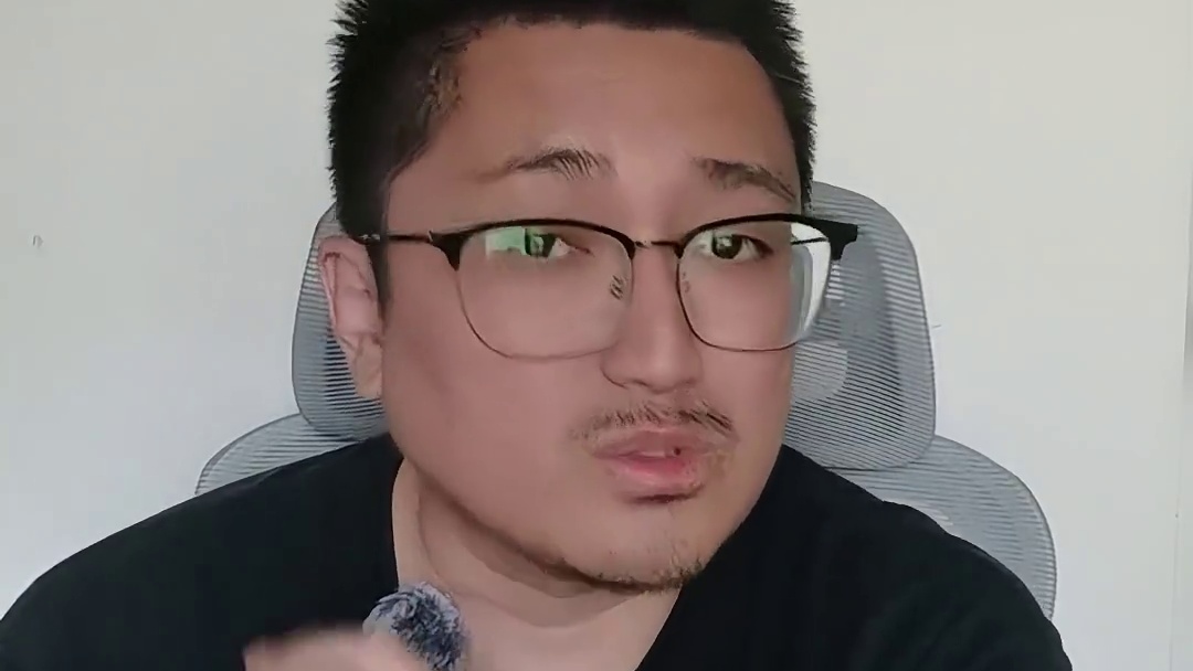 不播时光服就被封直播间？这个事大鳄得说说