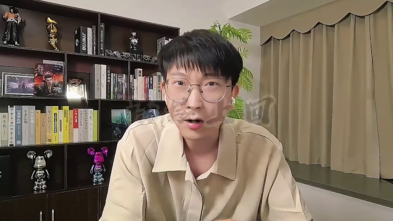 小绿瓶的秘密公布于众，才太乙境巅峰的韩立，估计绝不会好过！