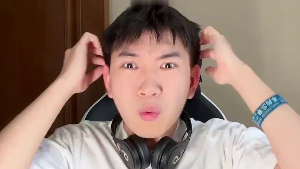 三角洲这世界大厅全是人才！我能看一天