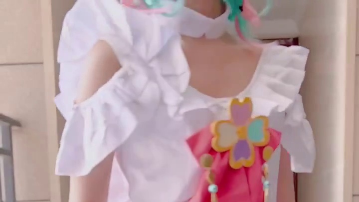 视频只有五秒，心动不止五秒 #心动牵手舞 #夏日暴击