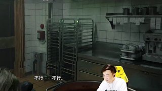 懊惱忘記手電筒黑暗探索