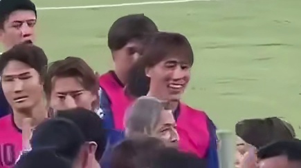 吉田麻也拿下了美职联冠军，这荣誉的含金量竟跟梅西持平了。