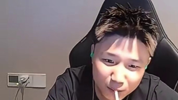 DANKING与玩机器商业互夸，一个比一个会整活！