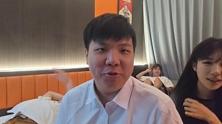 多人討論樂器發(fā)音困惑