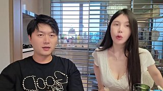 【小小小酷哥】富婆爆料虎子喝醉就會找不到，會偷躲在桌子底下不吭聲笑不活了