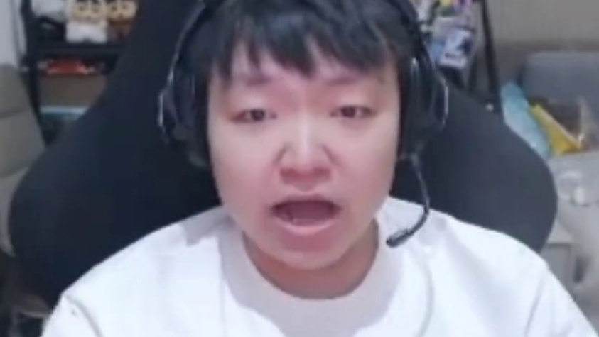 Doo单人1V5五连杀 这第一视角太冷静了是又快又准啊