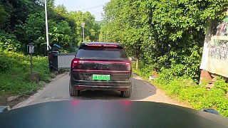 駕車跟隨團隊聯(lián)動交朋友