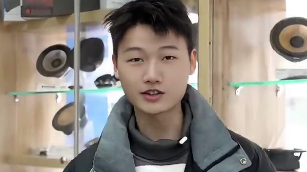 重塑座舱听觉边界，以录音室级的解析力，重现现场音乐厅的真实感
