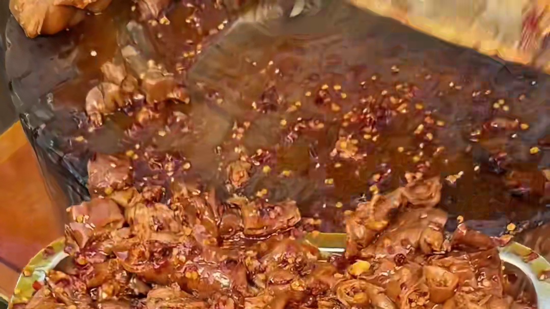 好喜欢厦门藏在居民下的烟火气火锅店！有点难找，但真的巨好吃！