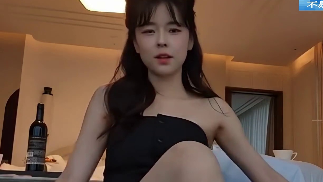 沫子眼中的女王视角，给粉丝们看爽了：真大方！