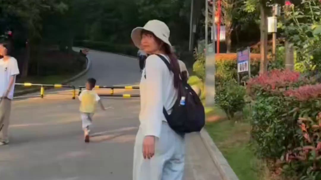 问我下播都在干吗？请看