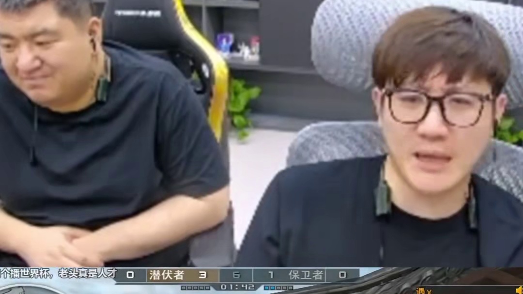 AG没Doo，白鲨没潇潇家都得散 白老板直接回怼道，那不还是有吗？#CF猴蜜狂欢 #穿越火线 #游戏