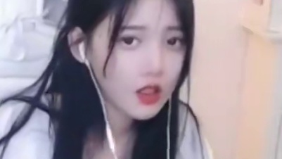 看着好清纯啊