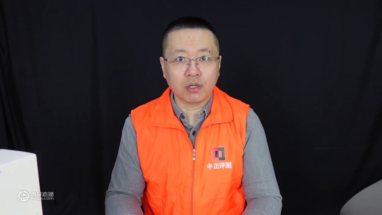 中正评测：4核i7配RTX3060？什么阴间配置？天选Air游戏本开箱，i7-11370H/RTX3