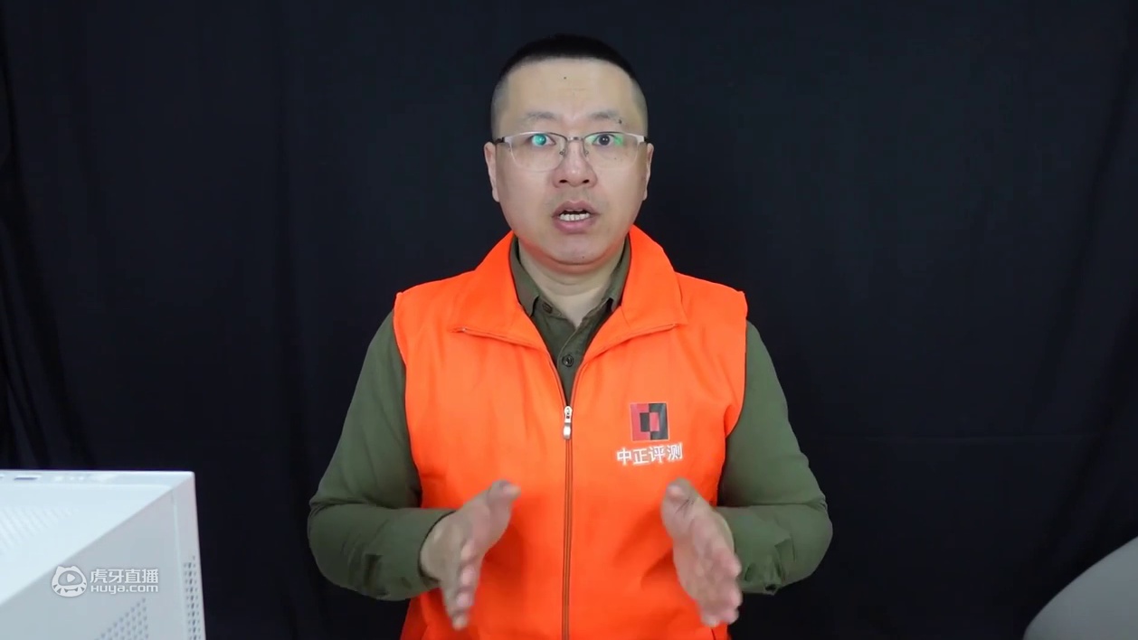 中正评测：桌面版RTX3060，主机方案演示，显卡少，不是开车