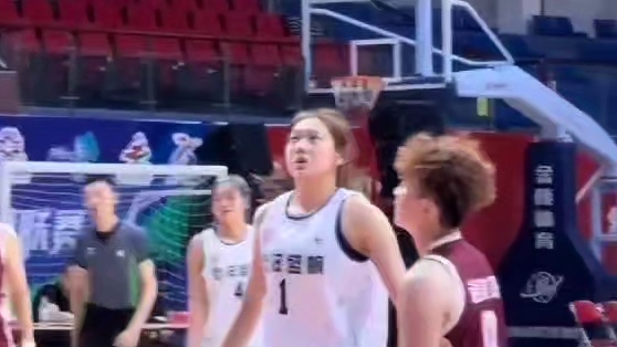 武汉盛帆蒋紫涵决赛首秀，全场砍下30分，实力稳稳的！