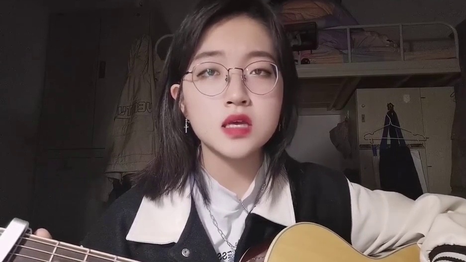《彩虹》cover周杰伦-吉他弹唱-Jay 就算分开 但能不能别没收我的爱