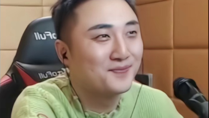 【骚俊】星秀三巨头 美颜前后对比