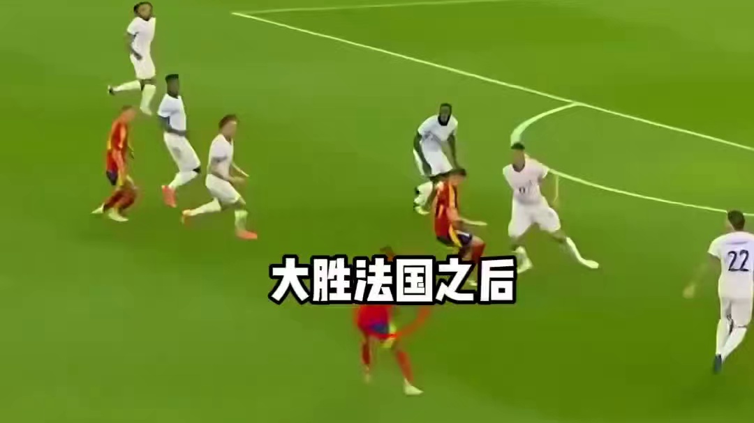 远射回旋进球门，但凡偏一点都难进