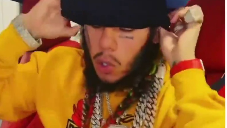 6ix9ine近期佩戴的饰品都多少钱！？
