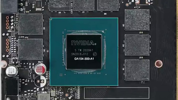 RTX3070首发评测：四千块的显卡能干2080Ti吗？