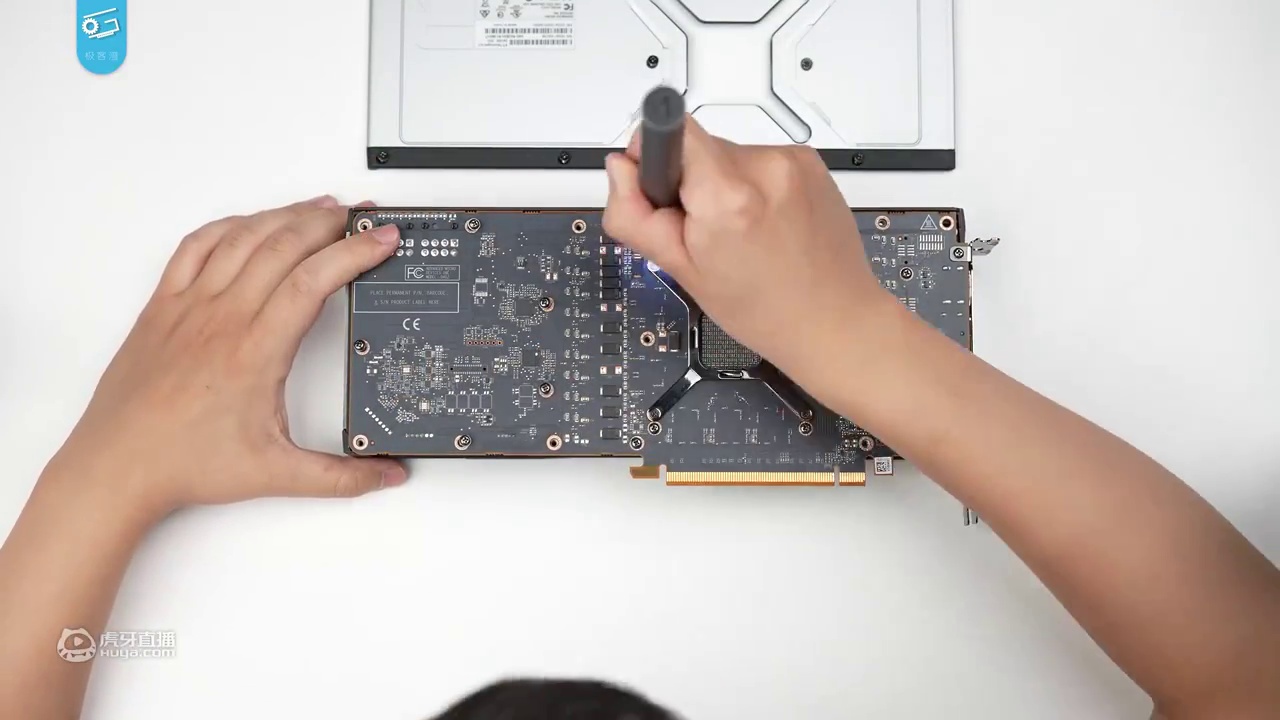 AMD RX6800&XT显卡评测：高端A卡能打过N卡吗？