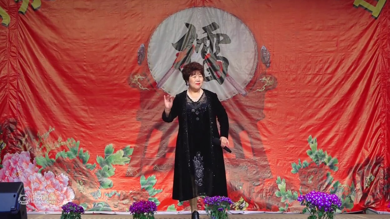 阎派传人李巧玲豫剧《秦雪梅吊孝》，扶灵柩我心如刀绞珠泪梭梭！