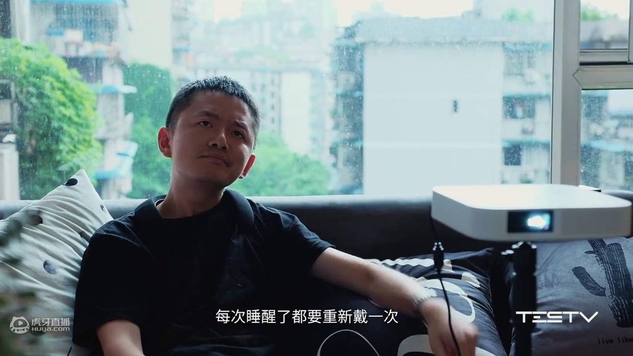 《值不值得买》第239期：灯全部熄灭的时刻_极米Z6投影仪