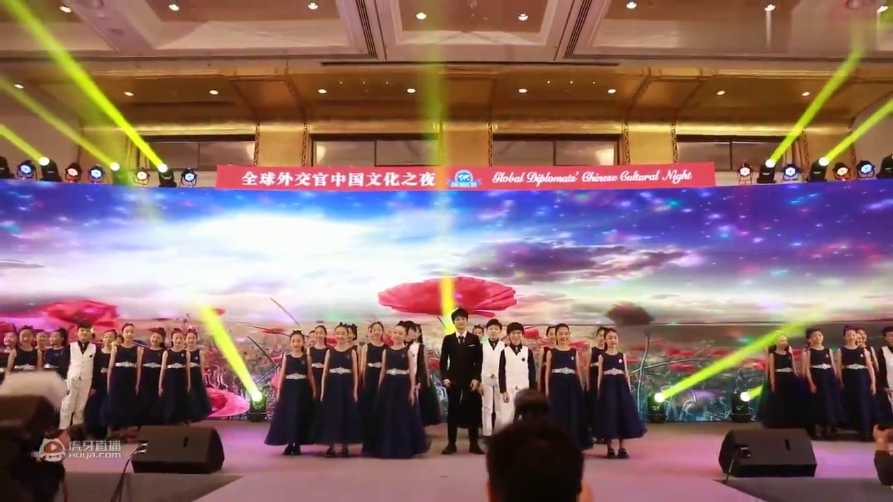 【周深】【天使童声合唱团】神仙组合，正机位高清版 you raise me up 奉上！