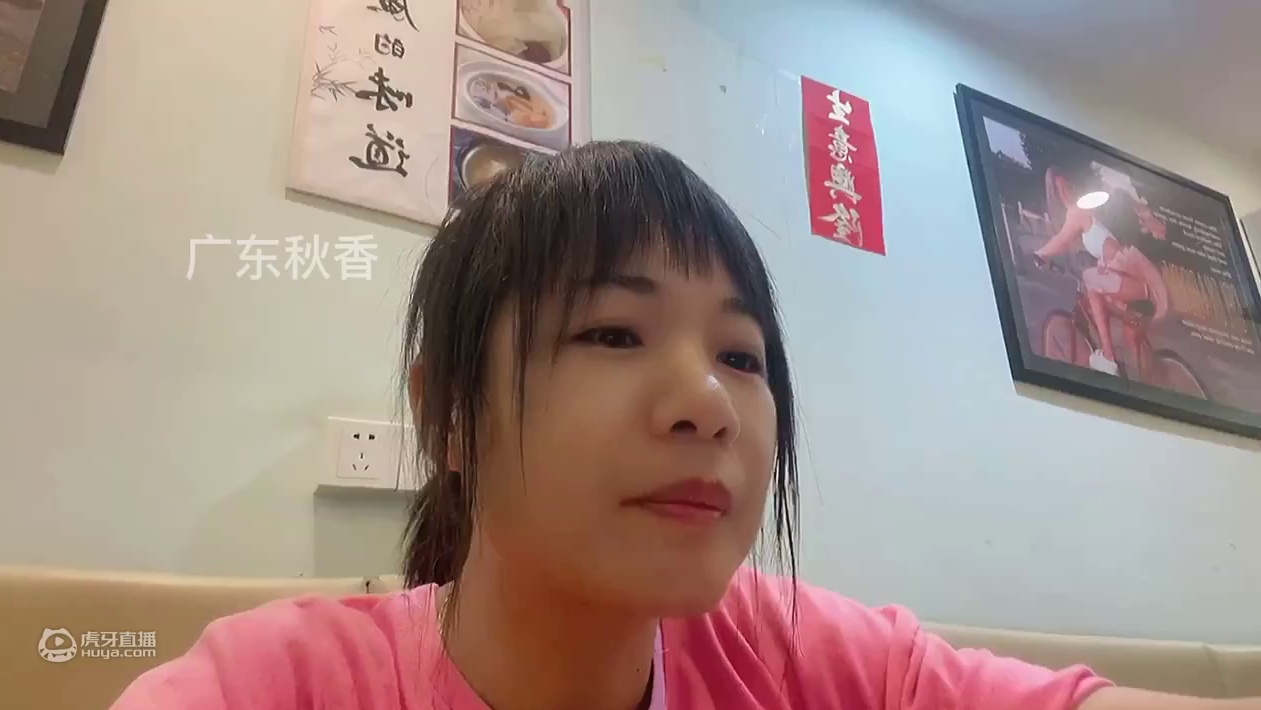 在外面忙完太晚了，老公说不要回家煮饭了，撑台脚去#美食vlog