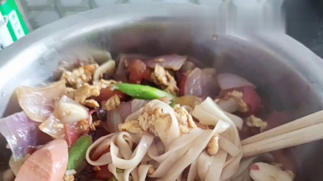 【小樱桃】出院以后，日常分享！水彩、美食和自拍～