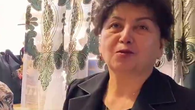 法特定亲仪式现场？妈妈盛装出席，场面热闹又喜庆，2家人真幸福