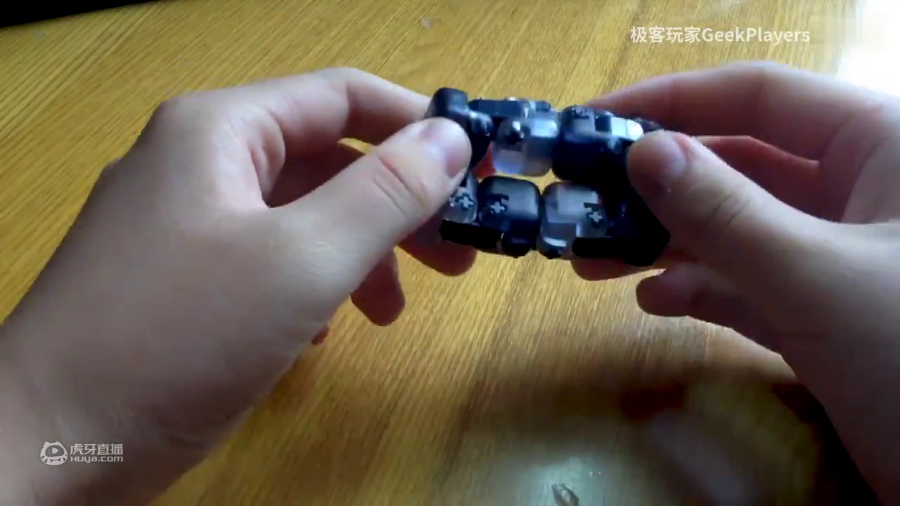 你的桌面上缺点什么？？【小米指尖积木，解压良品，桌面必备】