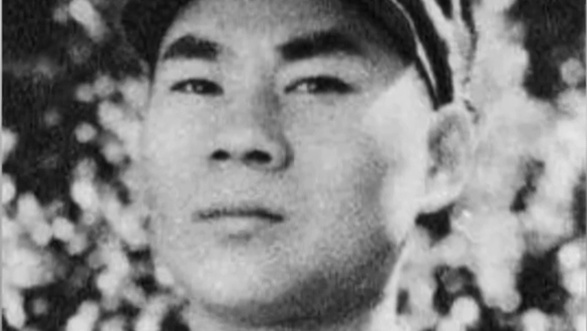 后勤兵中弹负伤，爬行9天8夜回到祖国，医生：简直是奇迹
