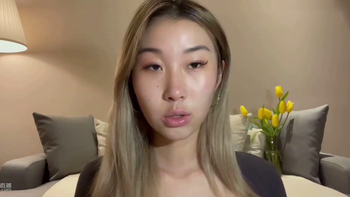 【全英文】Rosé同款口语？边化妆边聊天｜国外高中女生攀比？｜如何应对负能量朋友｜RBBC EP1