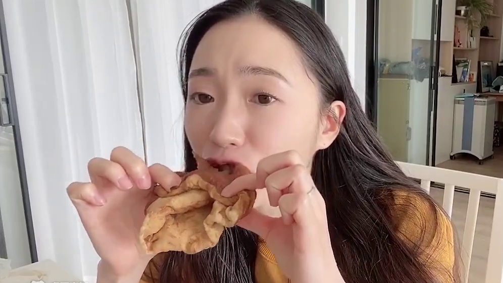 我，当着韩国媳妇的面，被人骗！以后怎么混……？