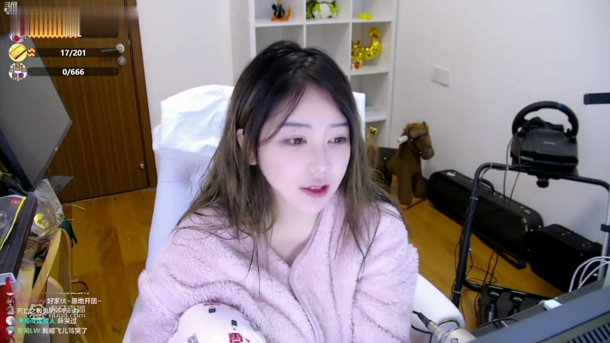 刘飞儿：我的狗狗见到漂亮小姐姐就尿尿，等等我不也是漂亮小姐姐吗？