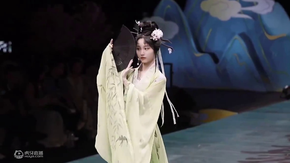 【一念逍遥X华裳九州】【小九叔X张雅倩】你们俩是吃仙丹长大的吗？！！【汉服走秀】