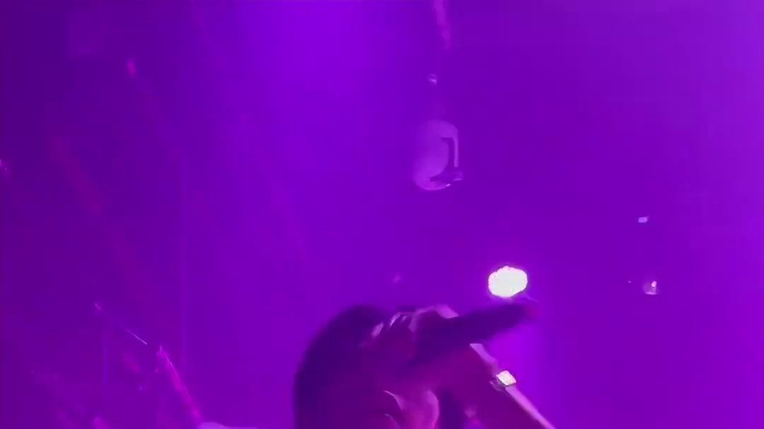 我好喜欢红嘴巴